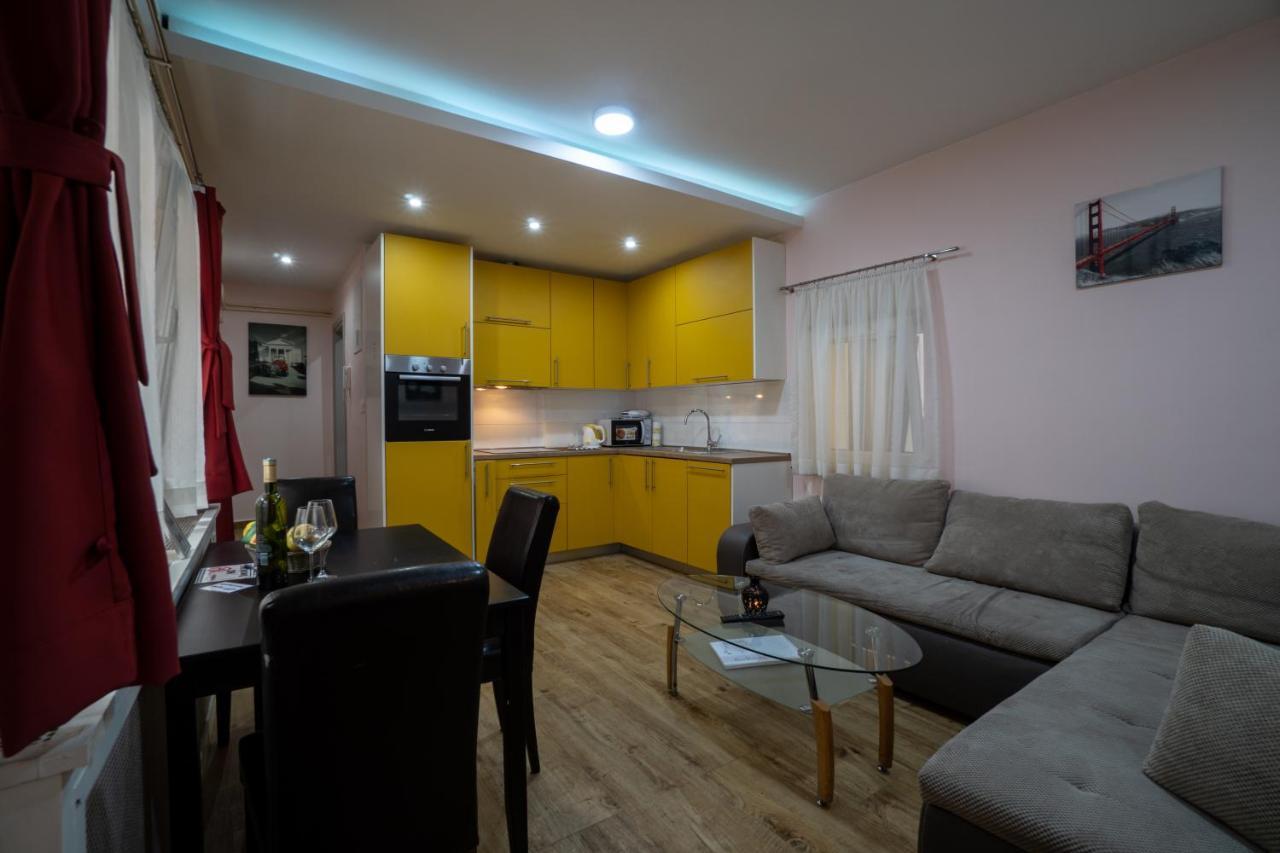 Apartments Big Smile Zagreb Exterior photo
